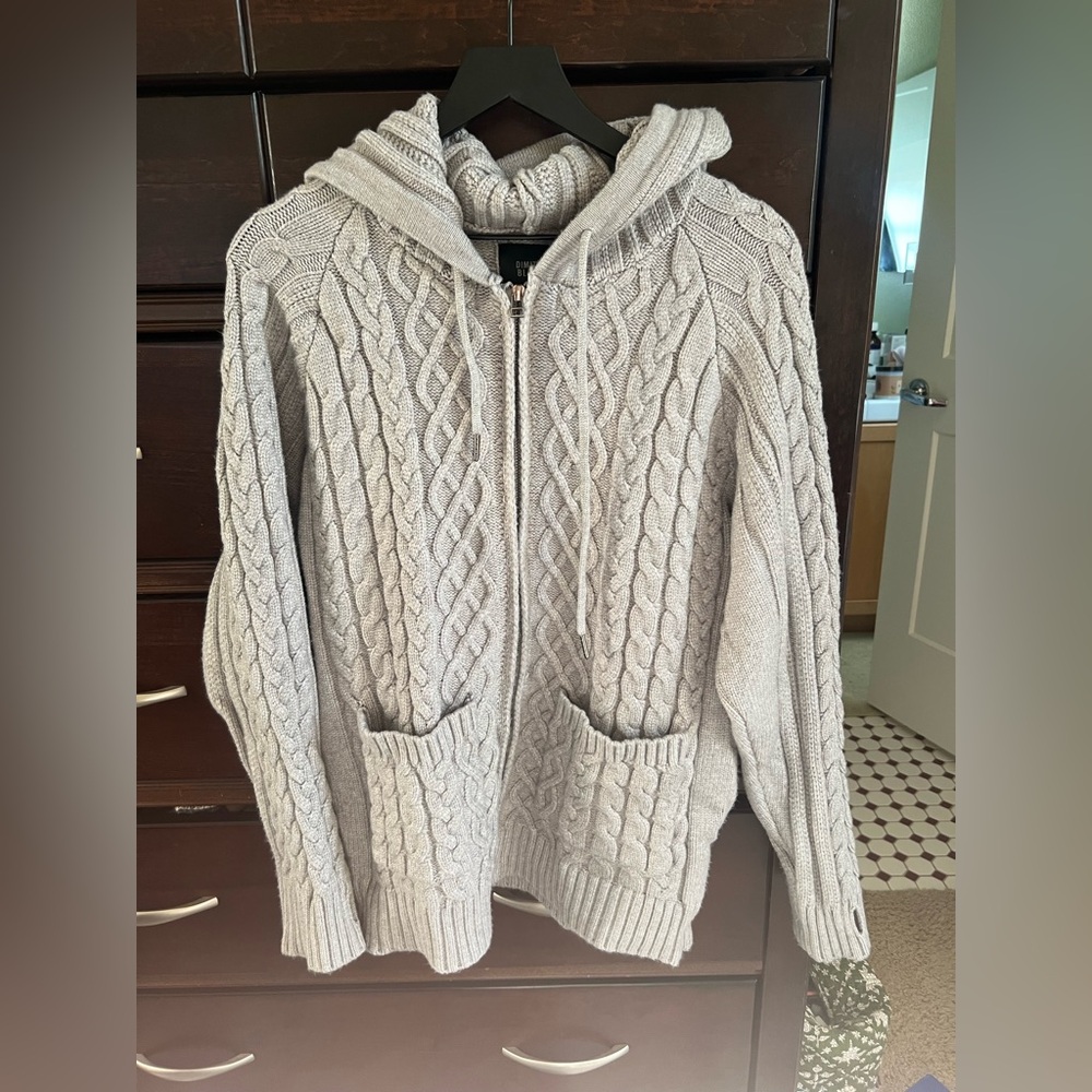 grey Dimitri Black cable knit zip up cardigan/sweater with hood